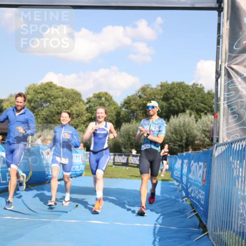25.08.2024 - Elbe Triathlon Hamburg H.Heesch http://msf.ph/oto/6857520 25.08.2024 16:17:25 Ziel  meine-sportfotos.de