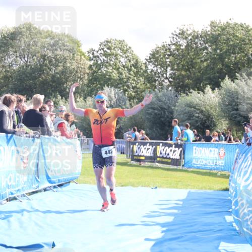 25.08.2024 - Elbe Triathlon Hamburg H.Heesch http://msf.ph/oto/6857526 25.08.2024 10:54:44 Ziel 217, 442 meine-sportfotos.de