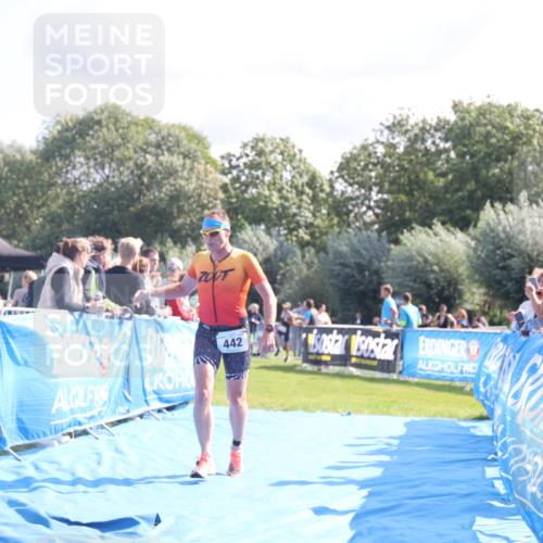 25.08.2024 - Elbe Triathlon Hamburg H.Heesch http://msf.ph/oto/6857561 25.08.2024 10:54:44 Ziel 217, 442 meine-sportfotos.de