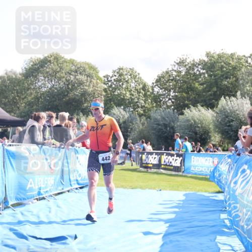 25.08.2024 - Elbe Triathlon Hamburg H.Heesch http://msf.ph/oto/6857565 25.08.2024 10:54:44 Ziel 217, 442 meine-sportfotos.de