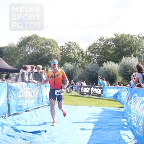 25.08.2024 - Elbe Triathlon Hamburg H.Heesch http://msf.ph/oto/6857572 25.08.2024 10:54:44 Ziel 217, 442 meine-sportfotos.de