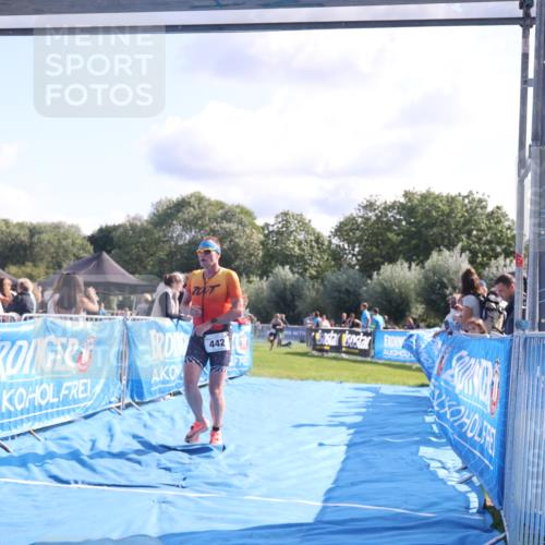 25.08.2024 - Elbe Triathlon Hamburg H.Heesch http://msf.ph/oto/6857598 25.08.2024 10:54:45 Ziel 217, 442 meine-sportfotos.de