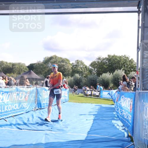 25.08.2024 - Elbe Triathlon Hamburg H.Heesch http://msf.ph/oto/6857607 25.08.2024 10:54:45 Ziel 217, 442 meine-sportfotos.de