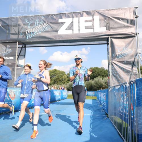 25.08.2024 - Elbe Triathlon Hamburg H.Heesch http://msf.ph/oto/6857619 25.08.2024 16:17:26 Ziel  meine-sportfotos.de