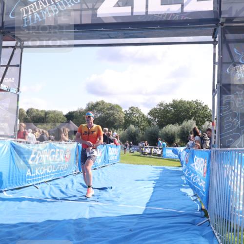 25.08.2024 - Elbe Triathlon Hamburg H.Heesch http://msf.ph/oto/6857628 25.08.2024 10:54:45 Ziel 217, 442 meine-sportfotos.de