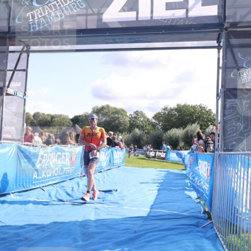 25.08.2024 - Elbe Triathlon Hamburg H.Heesch http://msf.ph/oto/6857632 25.08.2024 10:54:45 Ziel 217, 442 meine-sportfotos.de