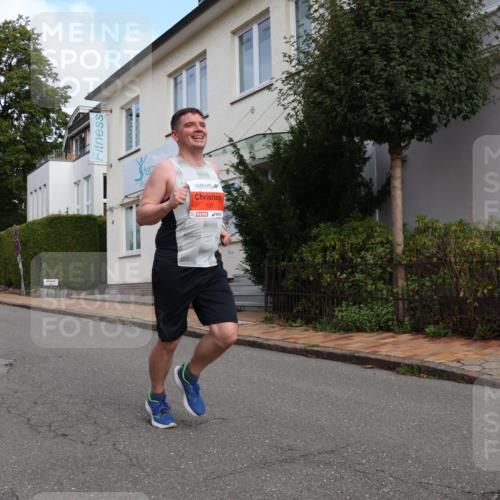 25.08.2024 - 20. Blankeneser Heldenlauf Strokosch-Dieckow http://msf.ph/oto/6857647 25.08.2024 09:48:59 Ziel 118, 131, 166 meine-sportfotos.de