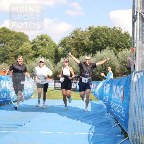 25.08.2024 - Elbe Triathlon Hamburg H.Heesch http://msf.ph/oto/6857682 25.08.2024 16:18:28 Ziel  meine-sportfotos.de