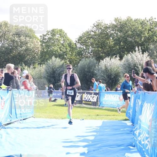 25.08.2024 - Elbe Triathlon Hamburg H.Heesch http://msf.ph/oto/6857697 25.08.2024 10:54:50 Ziel 217, 442 meine-sportfotos.de