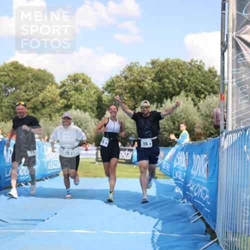 25.08.2024 - Elbe Triathlon Hamburg H.Heesch http://msf.ph/oto/6857699 25.08.2024 16:18:28 Ziel  meine-sportfotos.de