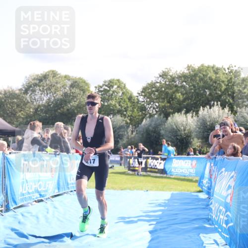 25.08.2024 - Elbe Triathlon Hamburg H.Heesch http://msf.ph/oto/6857732 25.08.2024 10:54:51 Ziel 217, 442 meine-sportfotos.de