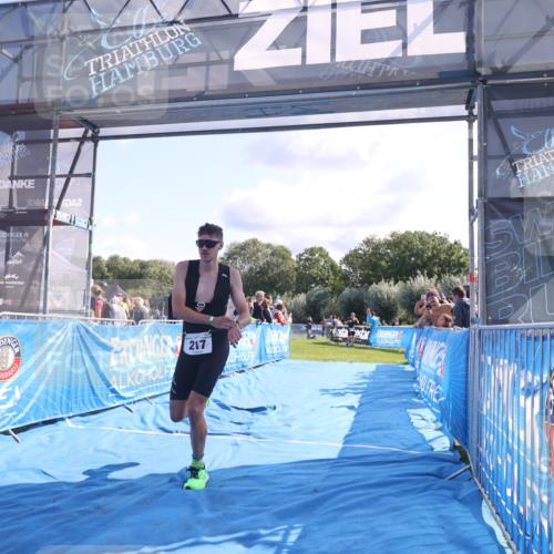 25.08.2024 - Elbe Triathlon Hamburg H.Heesch http://msf.ph/oto/6857778 25.08.2024 10:54:52 Ziel 217, 442 meine-sportfotos.de
