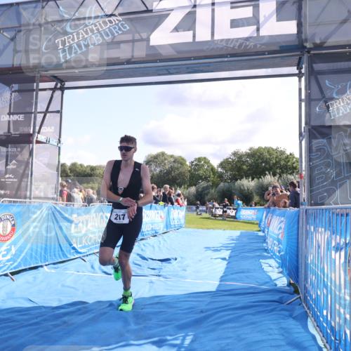 25.08.2024 - Elbe Triathlon Hamburg H.Heesch http://msf.ph/oto/6857782 25.08.2024 10:54:52 Ziel 217, 442 meine-sportfotos.de