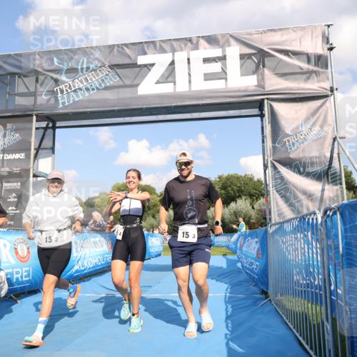 25.08.2024 - Elbe Triathlon Hamburg H.Heesch http://msf.ph/oto/6857826 25.08.2024 16:18:30 Ziel  meine-sportfotos.de