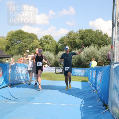 25.08.2024 - Elbe Triathlon Hamburg H.Heesch http://msf.ph/oto/6857856 25.08.2024 16:19:41 Ziel  meine-sportfotos.de