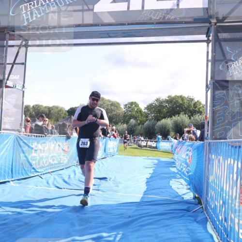 25.08.2024 - Elbe Triathlon Hamburg H.Heesch http://msf.ph/oto/6857858 25.08.2024 10:55:07 Ziel 180, 263 meine-sportfotos.de