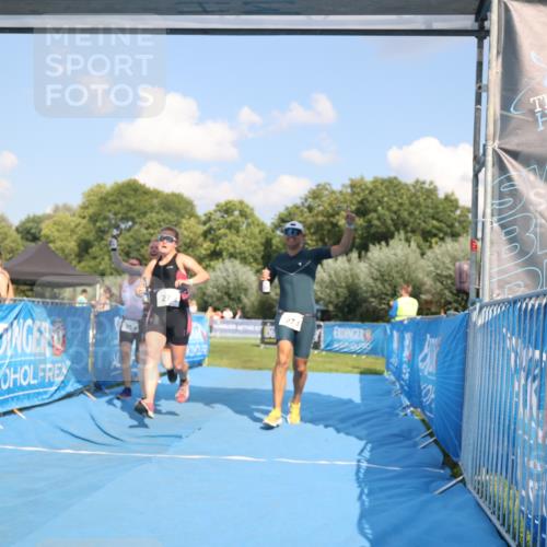25.08.2024 - Elbe Triathlon Hamburg H.Heesch http://msf.ph/oto/6857883 25.08.2024 16:19:41 Ziel  meine-sportfotos.de
