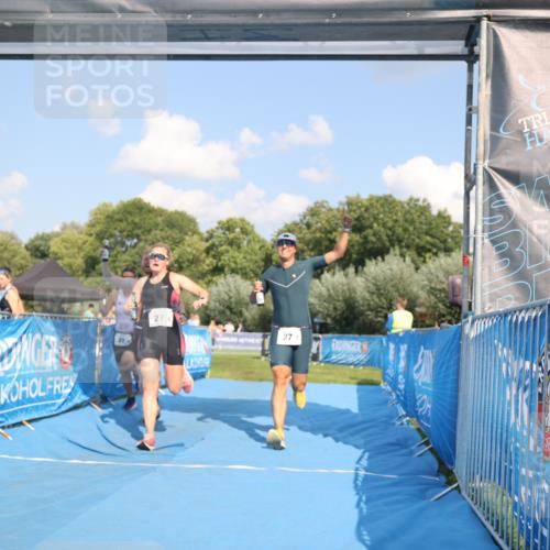 25.08.2024 - Elbe Triathlon Hamburg H.Heesch http://msf.ph/oto/6857890 25.08.2024 16:19:41 Ziel  meine-sportfotos.de