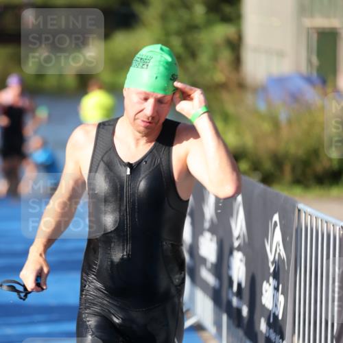 25.08.2024 - Elbe Triathlon Hamburg H.Heesch http://msf.ph/oto/6857914 25.08.2024 09:07:26 Schwimmen 224, 234, 321, 325, 326, 1851 meine-sportfotos.de