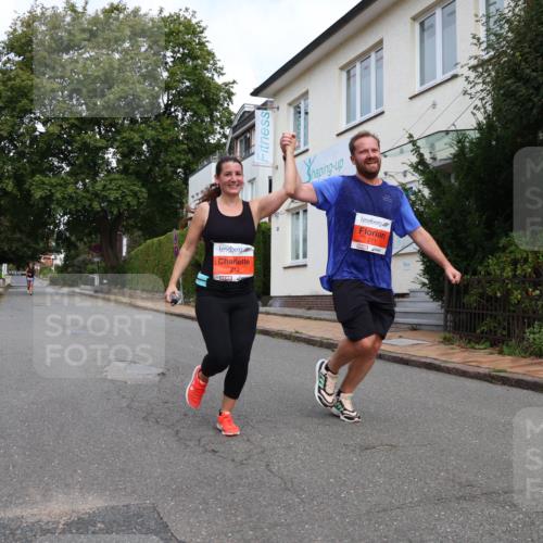 25.08.2024 - 20. Blankeneser Heldenlauf Strokosch-Dieckow http://msf.ph/oto/6857943 25.08.2024 09:49:55 Ziel 119, 211, 212 meine-sportfotos.de