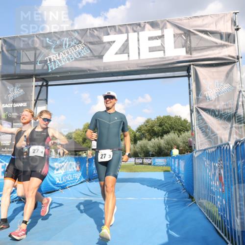 25.08.2024 - Elbe Triathlon Hamburg H.Heesch http://msf.ph/oto/6857982 25.08.2024 16:19:42 Ziel  meine-sportfotos.de