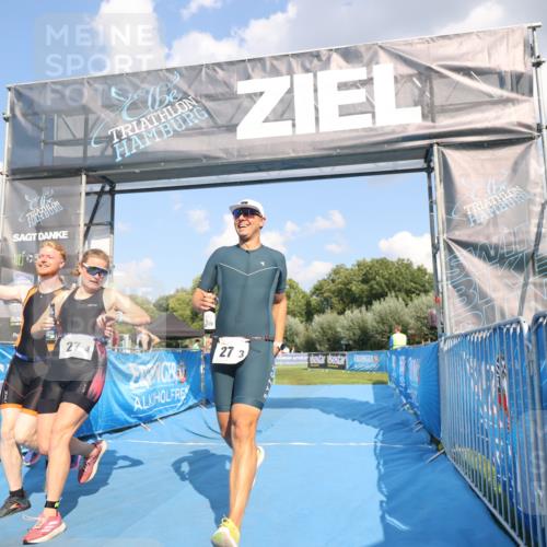 25.08.2024 - Elbe Triathlon Hamburg H.Heesch http://msf.ph/oto/6857987 25.08.2024 16:19:42 Ziel  meine-sportfotos.de