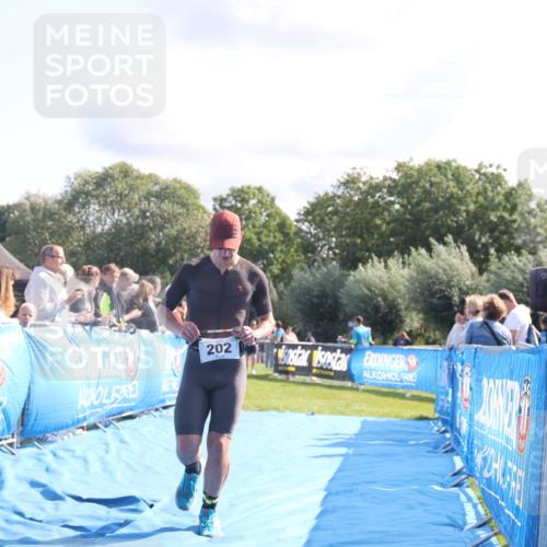 25.08.2024 - Elbe Triathlon Hamburg H.Heesch http://msf.ph/oto/6857996 25.08.2024 10:55:16 Ziel 180, 202 meine-sportfotos.de