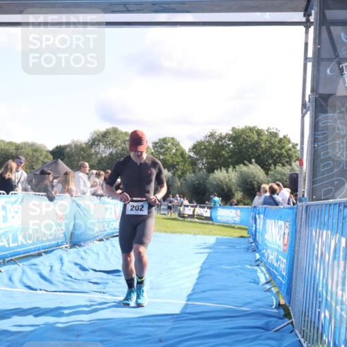25.08.2024 - Elbe Triathlon Hamburg H.Heesch http://msf.ph/oto/6858032 25.08.2024 10:55:16 Ziel 180, 202 meine-sportfotos.de