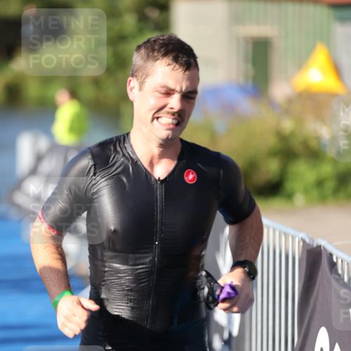 25.08.2024 - Elbe Triathlon Hamburg H.Heesch http://msf.ph/oto/6858068 25.08.2024 09:07:37 Schwimmen 224, 234, 280, 321, 326, 1851 meine-sportfotos.de