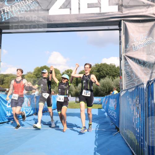 25.08.2024 - Elbe Triathlon Hamburg H.Heesch http://msf.ph/oto/6858137 25.08.2024 16:22:18 Ziel  meine-sportfotos.de