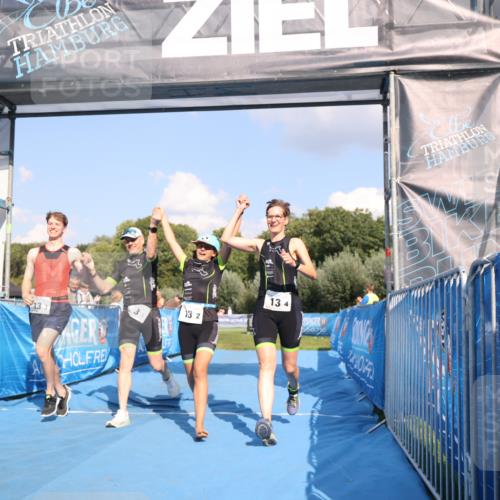 25.08.2024 - Elbe Triathlon Hamburg H.Heesch http://msf.ph/oto/6858144 25.08.2024 16:22:18 Ziel  meine-sportfotos.de