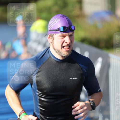 25.08.2024 - Elbe Triathlon Hamburg H.Heesch http://msf.ph/oto/6858154 25.08.2024 09:07:50 Schwimmen 234, 268, 269, 279, 280, 359, 1851 meine-sportfotos.de