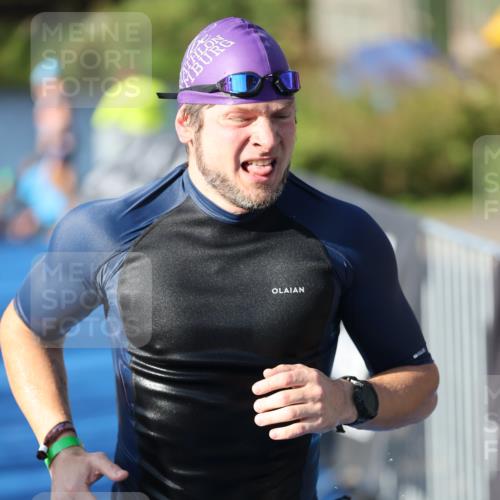 25.08.2024 - Elbe Triathlon Hamburg H.Heesch http://msf.ph/oto/6858162 25.08.2024 09:07:50 Schwimmen 234, 268, 269, 279, 280, 359, 1851 meine-sportfotos.de