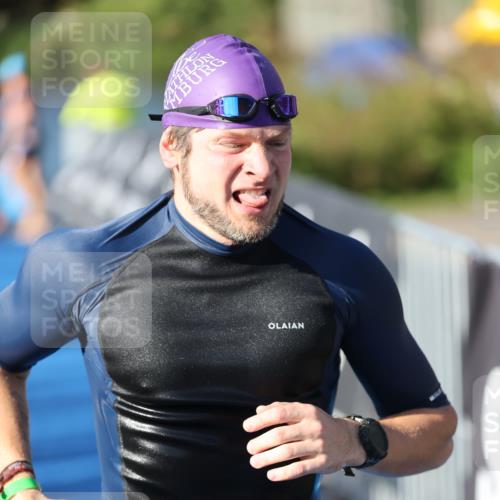 25.08.2024 - Elbe Triathlon Hamburg H.Heesch http://msf.ph/oto/6858169 25.08.2024 09:07:50 Schwimmen 234, 268, 269, 279, 280, 359, 1851 meine-sportfotos.de