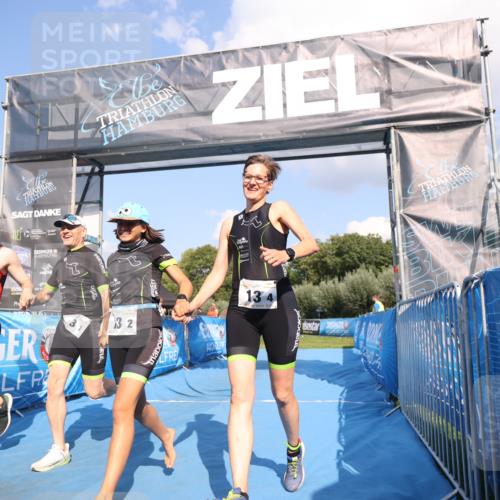 25.08.2024 - Elbe Triathlon Hamburg H.Heesch http://msf.ph/oto/6858195 25.08.2024 16:22:19 Ziel  meine-sportfotos.de