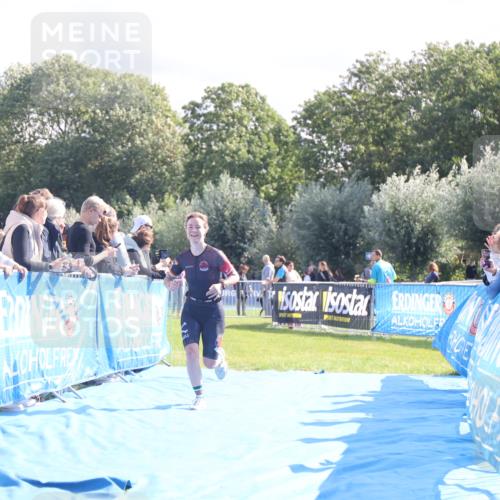 25.08.2024 - Elbe Triathlon Hamburg H.Heesch http://msf.ph/oto/6858227 25.08.2024 10:56:16 Ziel 150 meine-sportfotos.de