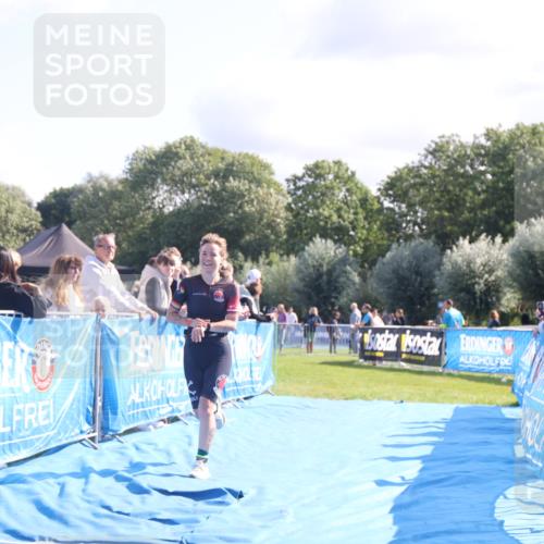 25.08.2024 - Elbe Triathlon Hamburg H.Heesch http://msf.ph/oto/6858265 25.08.2024 10:56:17 Ziel 150 meine-sportfotos.de