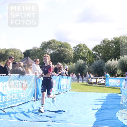 25.08.2024 - Elbe Triathlon Hamburg H.Heesch http://msf.ph/oto/6858287 25.08.2024 10:56:17 Ziel 150 meine-sportfotos.de