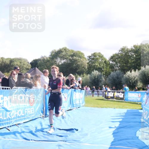 25.08.2024 - Elbe Triathlon Hamburg H.Heesch http://msf.ph/oto/6858290 25.08.2024 10:56:17 Ziel 150 meine-sportfotos.de