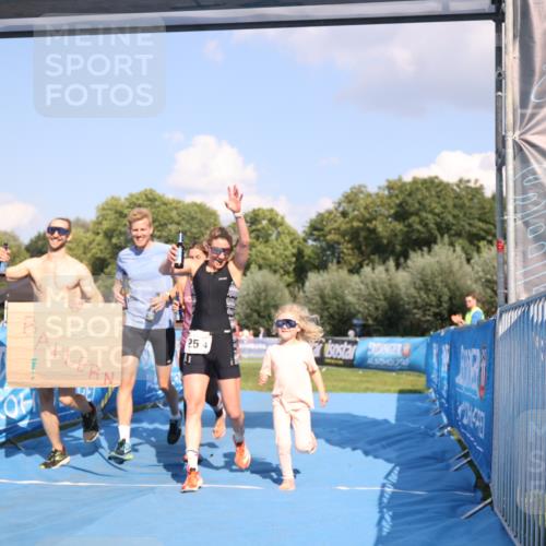 25.08.2024 - Elbe Triathlon Hamburg H.Heesch http://msf.ph/oto/6858299 25.08.2024 16:23:17 Ziel  meine-sportfotos.de