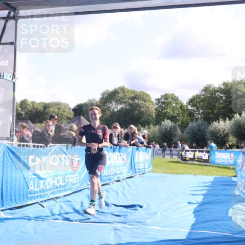 25.08.2024 - Elbe Triathlon Hamburg H.Heesch http://msf.ph/oto/6858306 25.08.2024 10:56:17 Ziel 150 meine-sportfotos.de