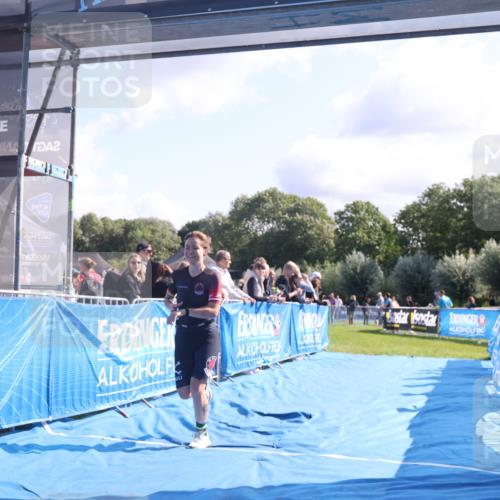 25.08.2024 - Elbe Triathlon Hamburg H.Heesch http://msf.ph/oto/6858317 25.08.2024 10:56:18 Ziel 150 meine-sportfotos.de