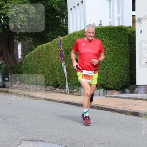 25.08.2024 - 20. Blankeneser Heldenlauf Strokosch-Dieckow http://msf.ph/oto/6858325 25.08.2024 09:51:10 Ziel 102, 114, 123, 241 meine-sportfotos.de