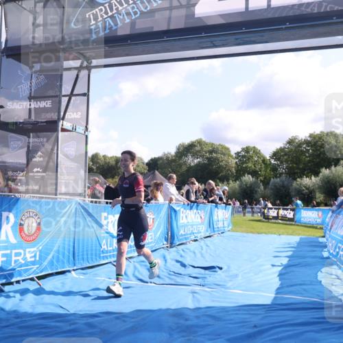 25.08.2024 - Elbe Triathlon Hamburg H.Heesch http://msf.ph/oto/6858335 25.08.2024 10:56:18 Ziel 150 meine-sportfotos.de