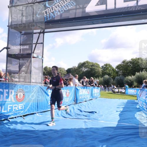 25.08.2024 - Elbe Triathlon Hamburg H.Heesch http://msf.ph/oto/6858336 25.08.2024 10:56:18 Ziel 150 meine-sportfotos.de