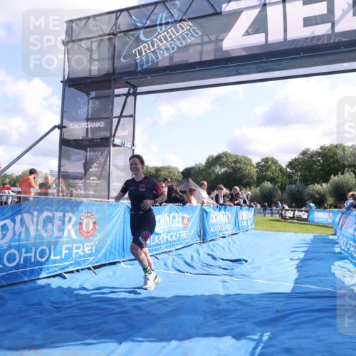 25.08.2024 - Elbe Triathlon Hamburg H.Heesch http://msf.ph/oto/6858352 25.08.2024 10:56:18 Ziel 150 meine-sportfotos.de