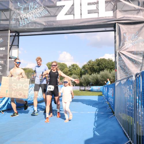 25.08.2024 - Elbe Triathlon Hamburg H.Heesch http://msf.ph/oto/6858362 25.08.2024 16:23:17 Ziel  meine-sportfotos.de