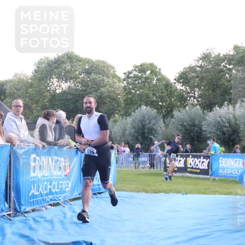 25.08.2024 - Elbe Triathlon Hamburg H.Heesch http://msf.ph/oto/6858397 25.08.2024 10:56:34 Ziel 170 meine-sportfotos.de