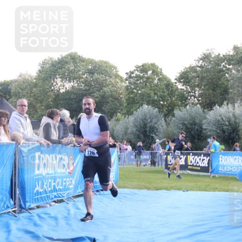 25.08.2024 - Elbe Triathlon Hamburg H.Heesch http://msf.ph/oto/6858403 25.08.2024 10:56:34 Ziel 170 meine-sportfotos.de