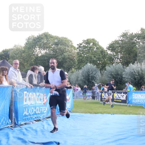 25.08.2024 - Elbe Triathlon Hamburg H.Heesch http://msf.ph/oto/6858408 25.08.2024 10:56:34 Ziel 170 meine-sportfotos.de